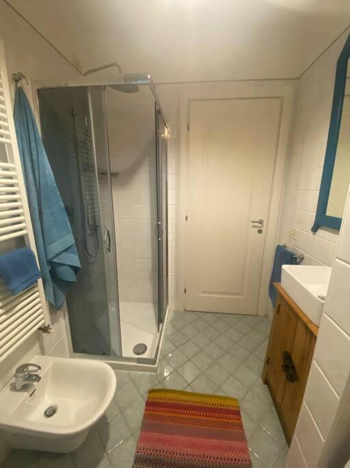 Maggie'S Place Appartment With Private Backyard 拉文纳 外观 照片